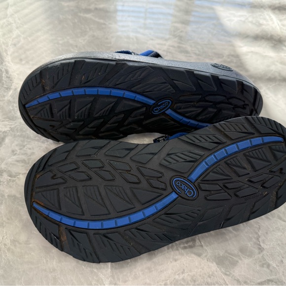 Chaco Men\'s Sport Sandals Blue Black Adjustable Straps Outdoor Hiking Size 8